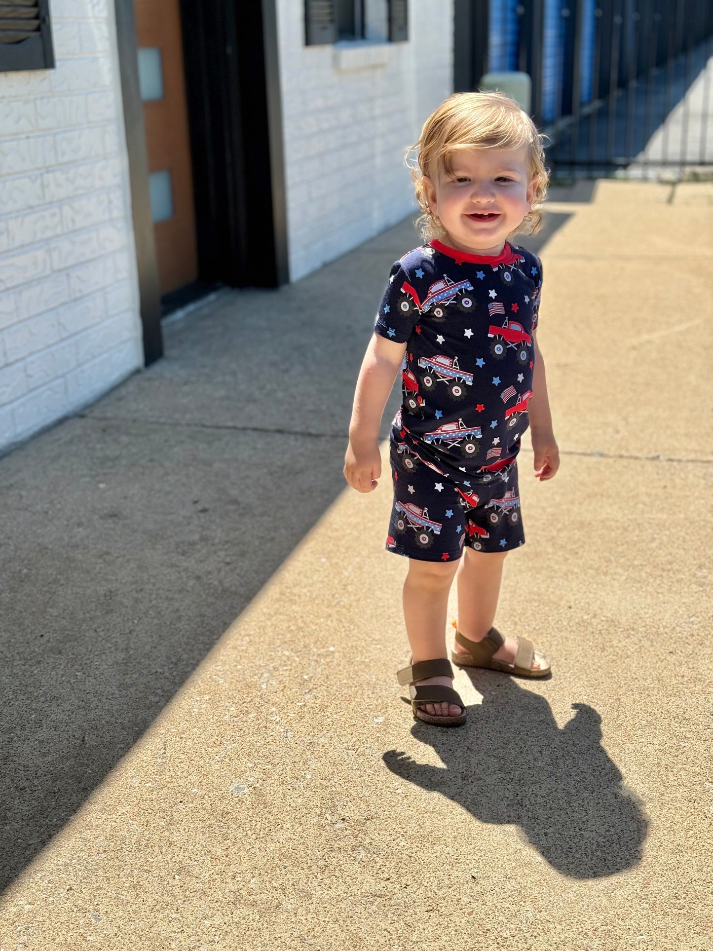 TRUCKIN' FREEDOM SHORTS SLEEPY SET