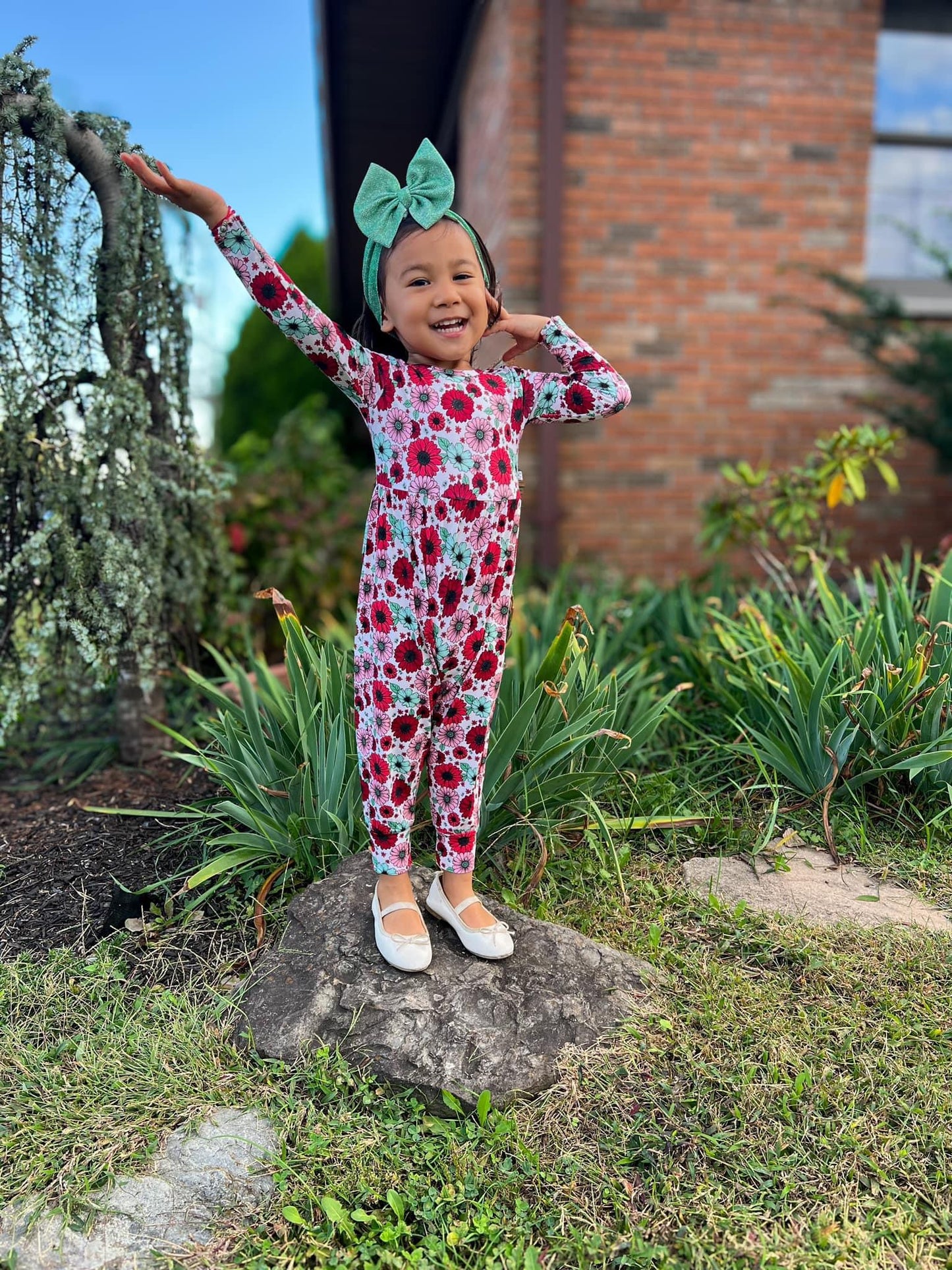 BLOOMIN’ & BRIGHT PULL ON ROMPER