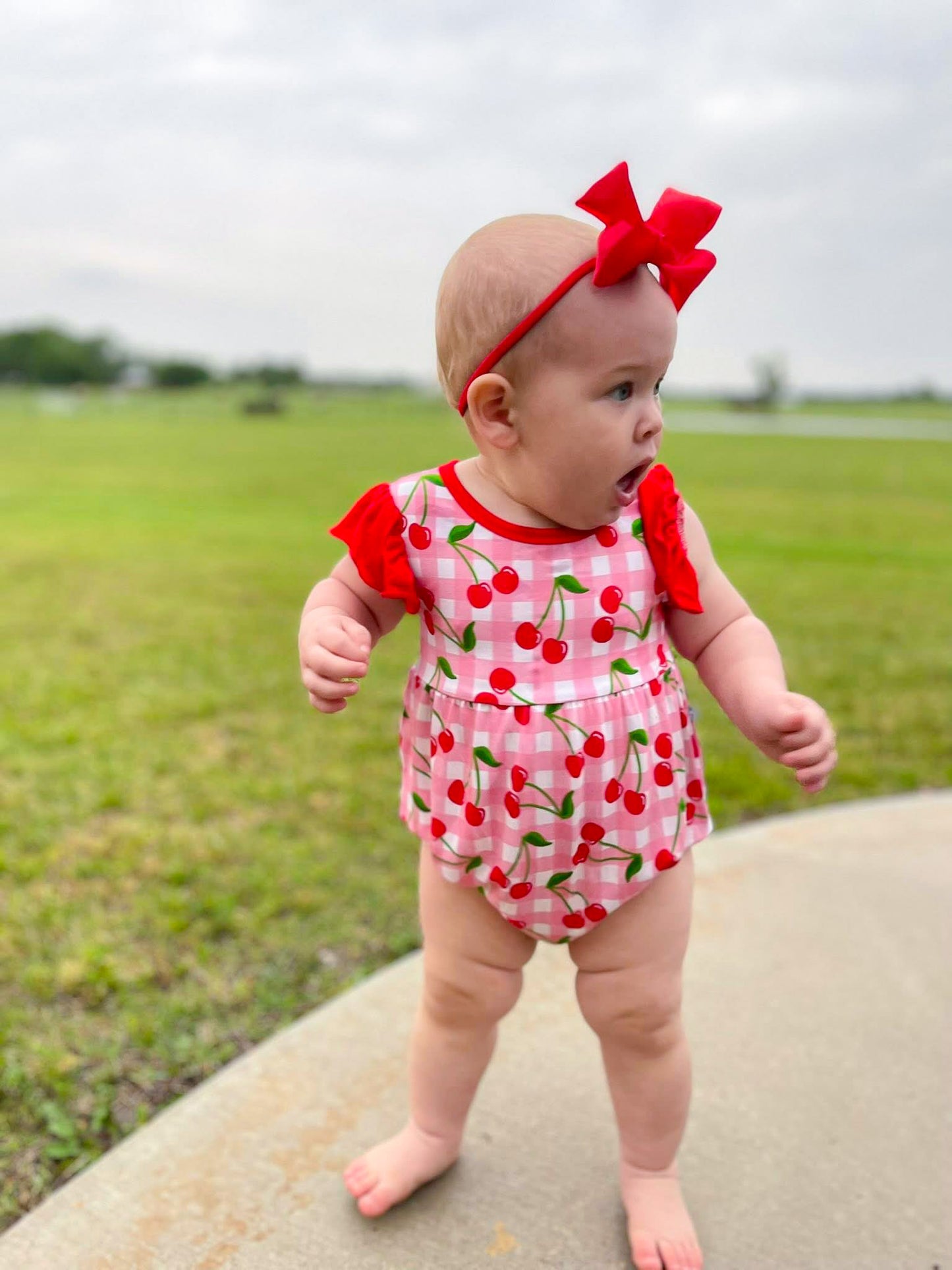 CHERRY CUTE FLUTTER BUBBLE ROMPER