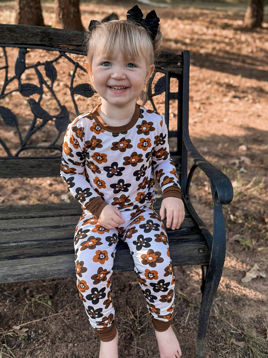 MOCHA BLOOMS SLEEPY SETS