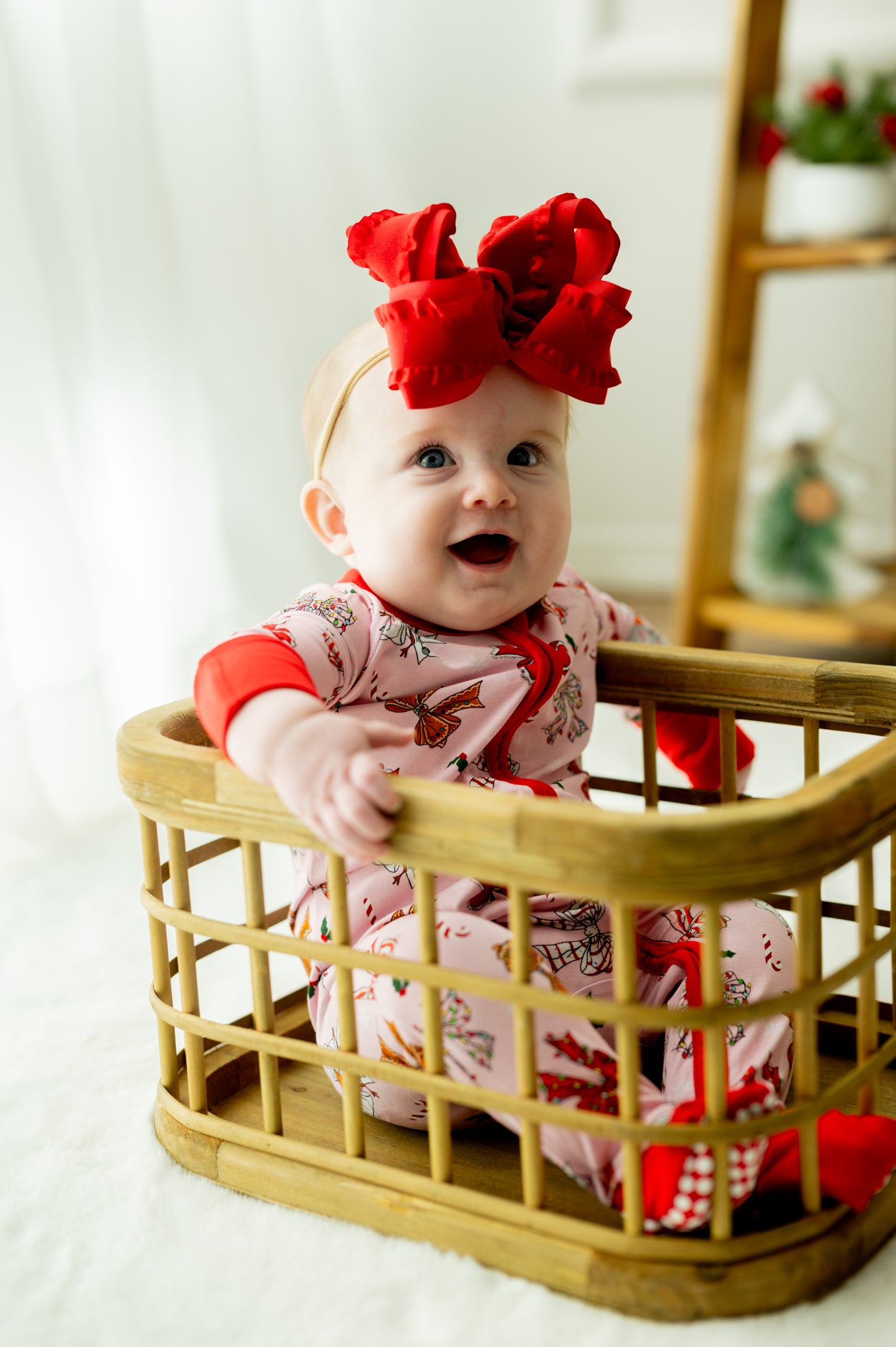 CANDY CANE CUTIE FOOTIE