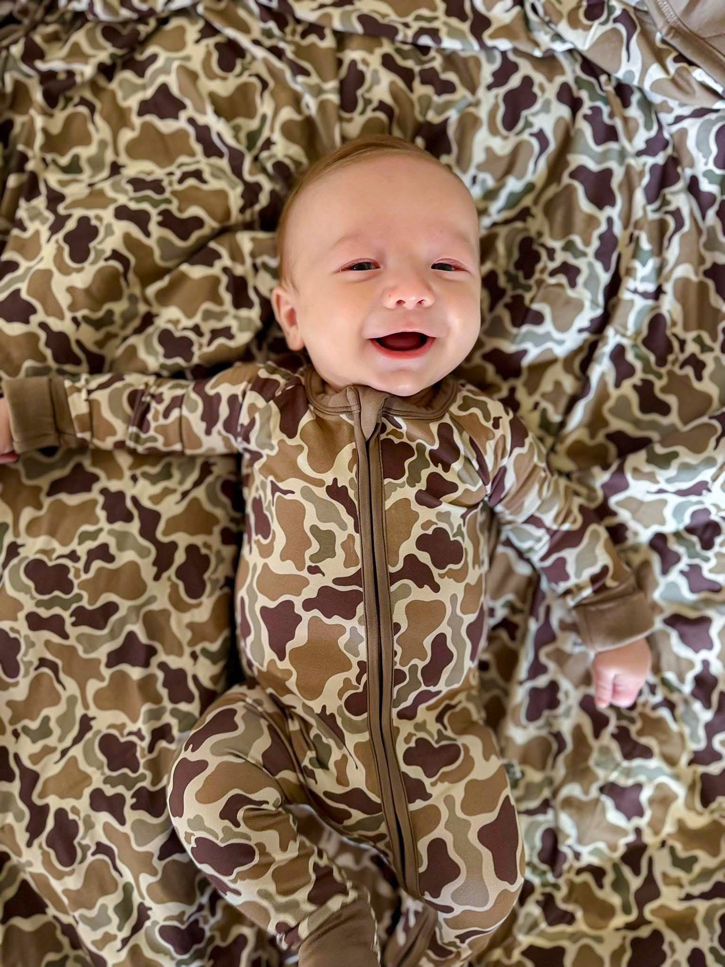 ADULT CAMO BLANKET