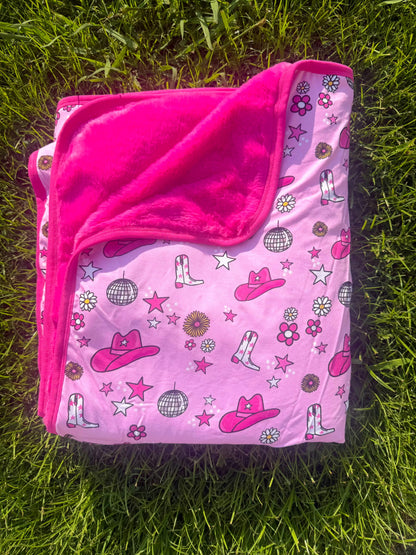 SAVVY'S ROUND-UP PLUSH TODDLER BLANKET