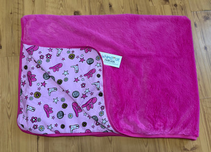 SAVVY'S ROUND-UP PLUSH TODDLER BLANKET