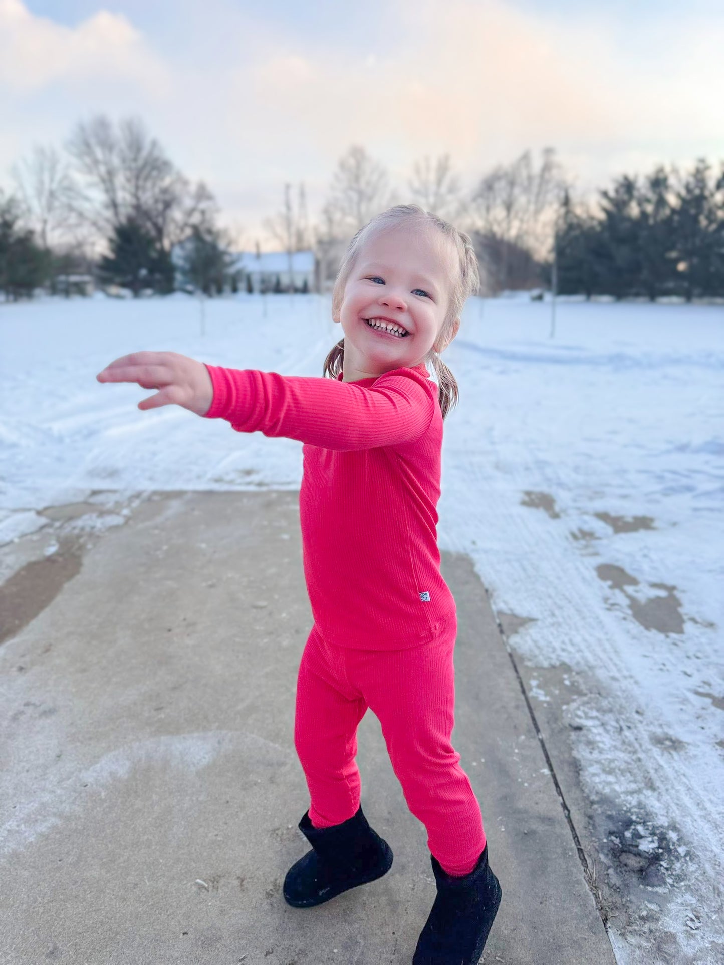 WATERMELON SUGAR RIBBED SLEEPY SET