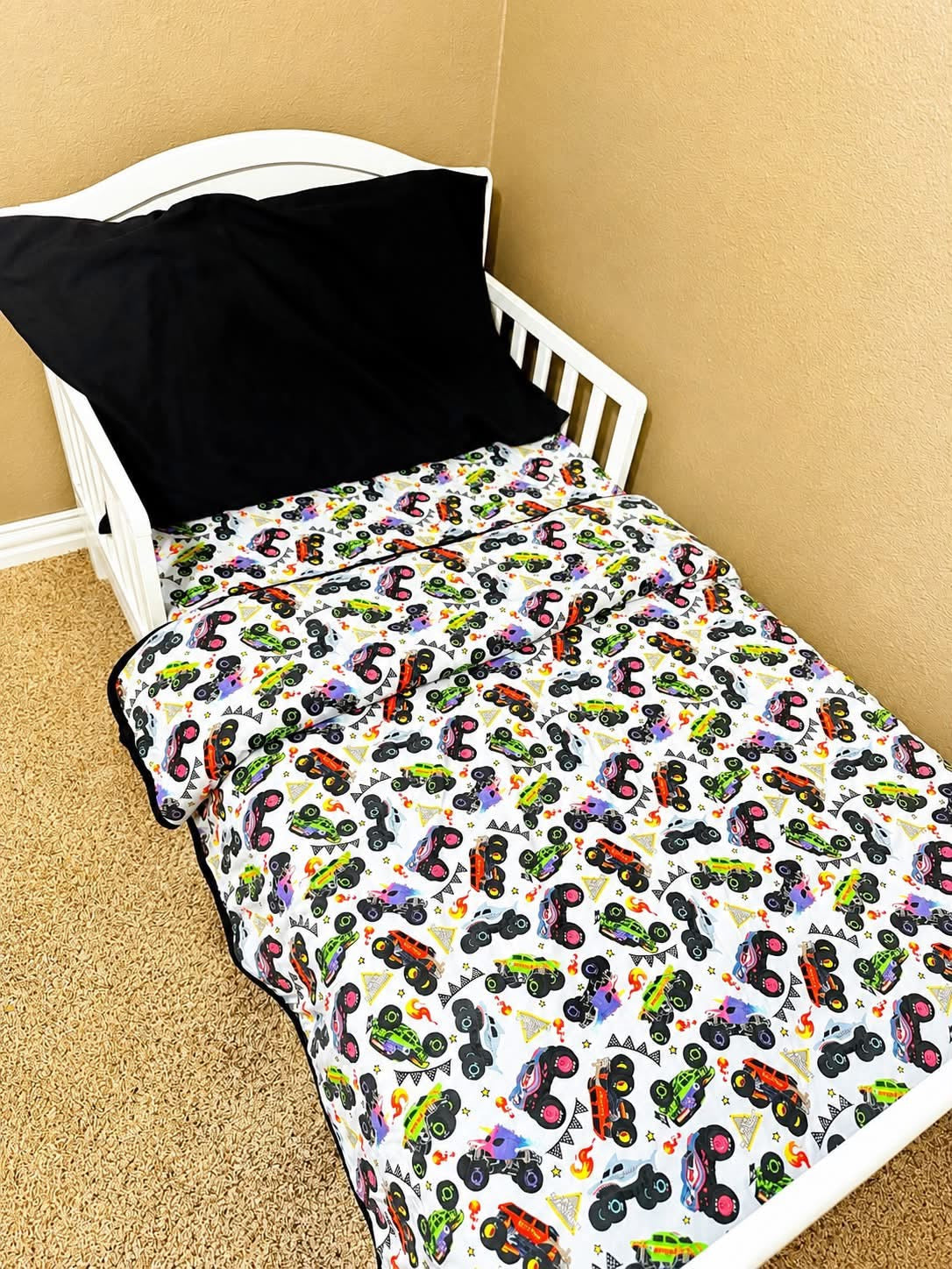 TRUCK YEAH TODDLER QUILTED BLANKET