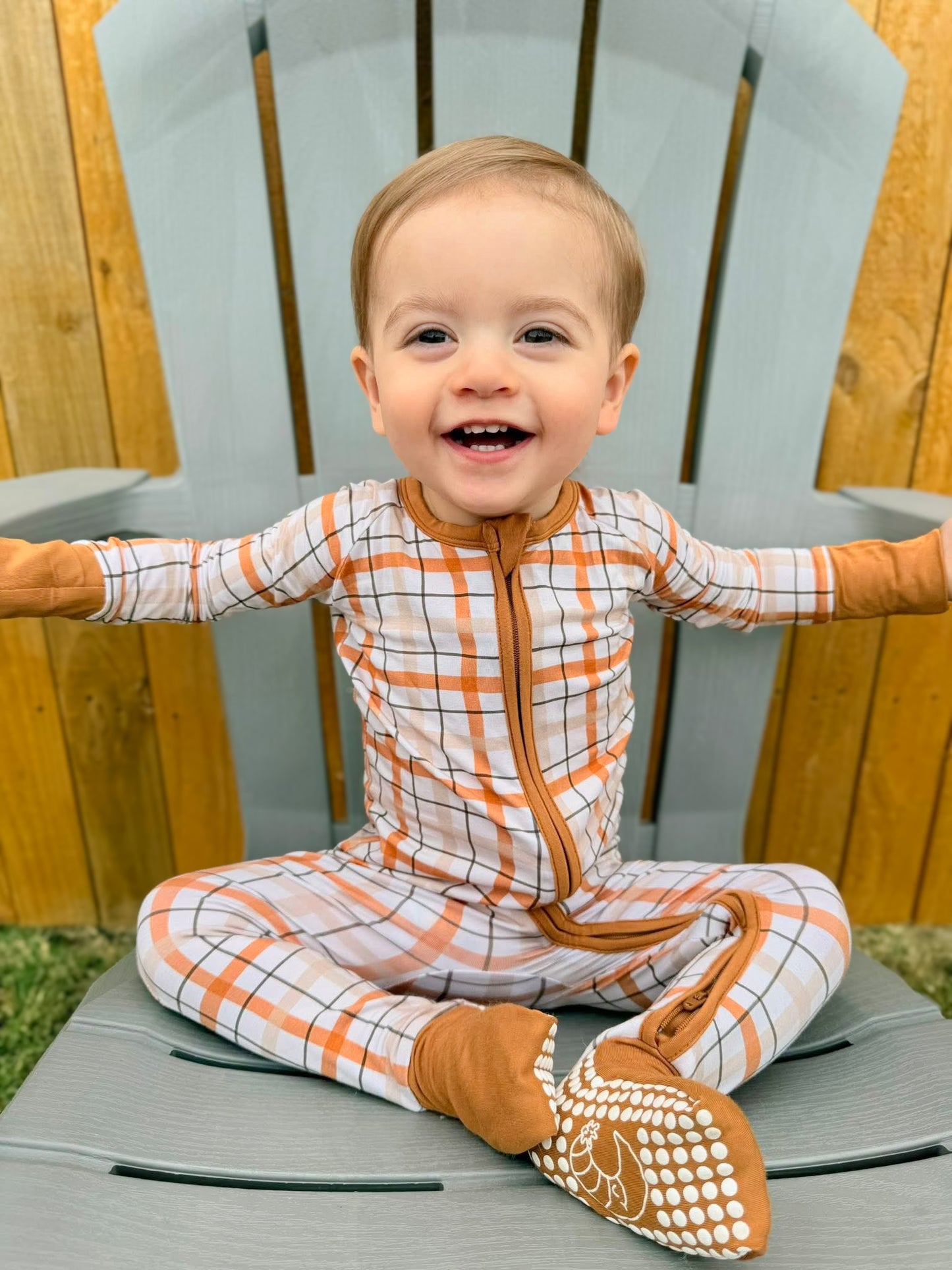 PLAID TO THE BONE FOOTIE