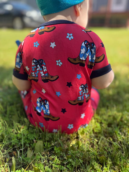 RED, WHITE & RODEO SHORTIE ZIP