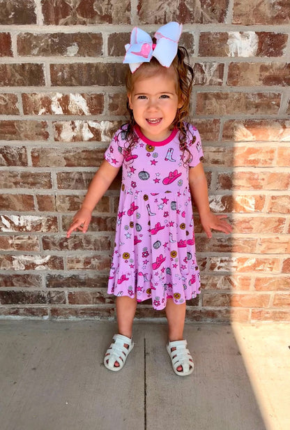 SAVVY'S ROUND-UP TWIRL
