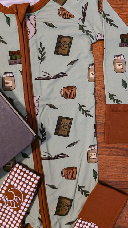 FIRESIDE FICTION FOOTIE