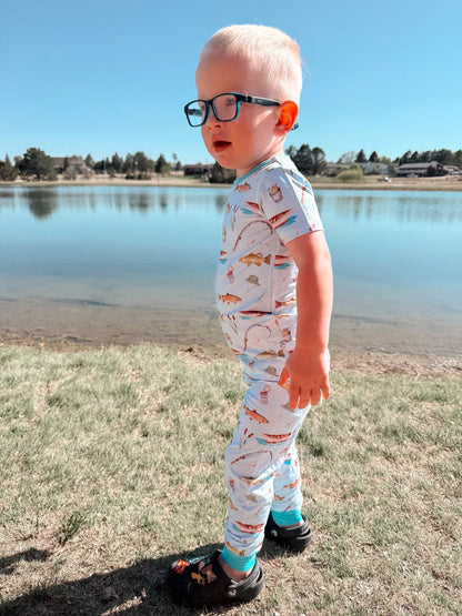 BOATS & BOBBERS SHORT SLEEVE SLEEPY SET