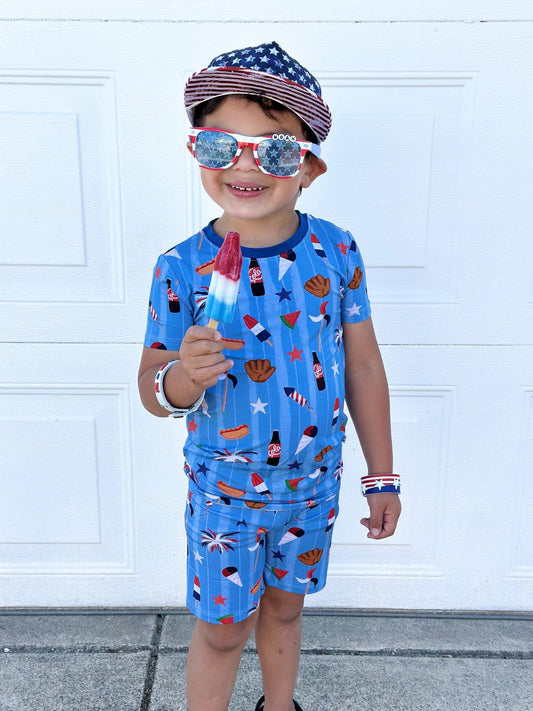 RED, WHITE & BBQ SHORTS SLEEPY SET