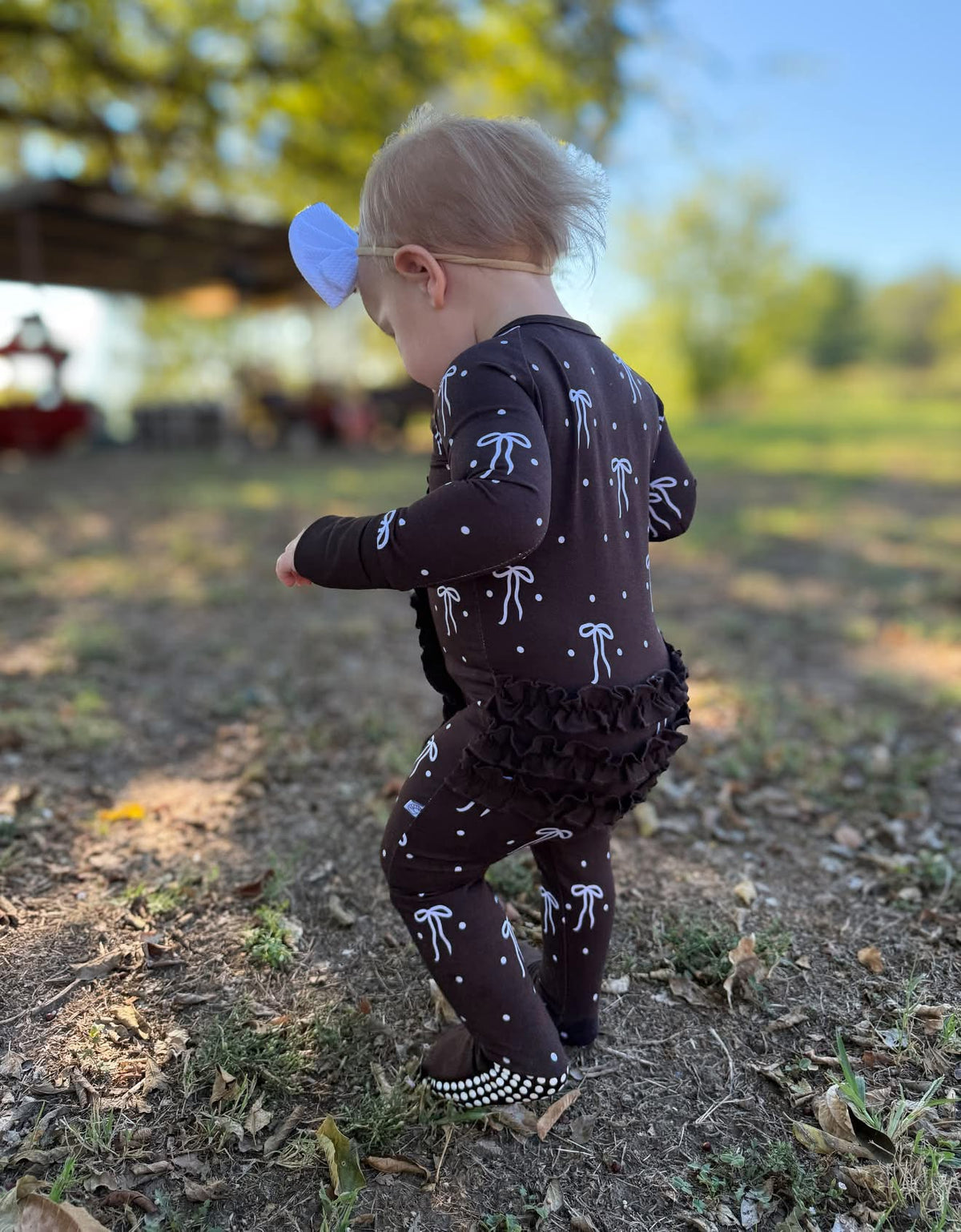 COCOA BOWS RUFFLE FOOTIE
