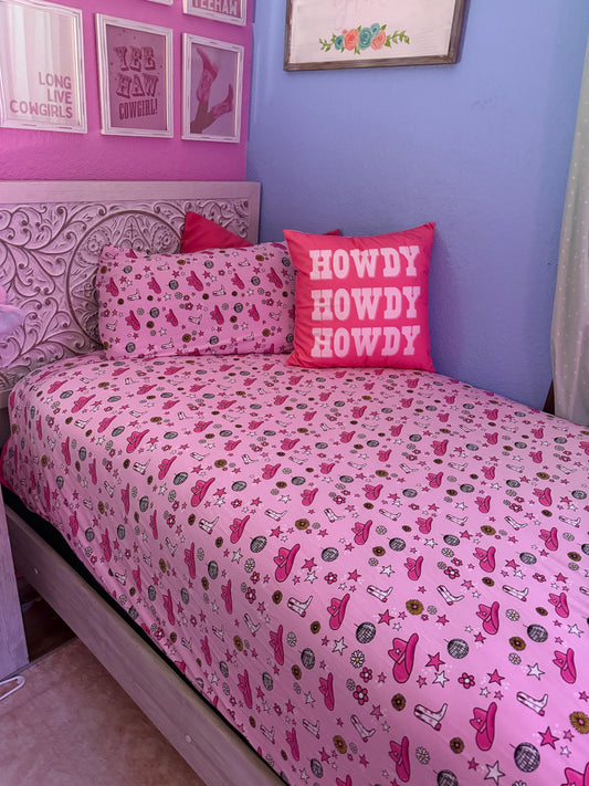 SAVVY'S ROUND-UP SHEET + PILLOW CASE