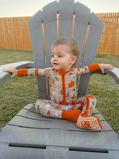 FALLING FOR WHIMSY FOOTIE