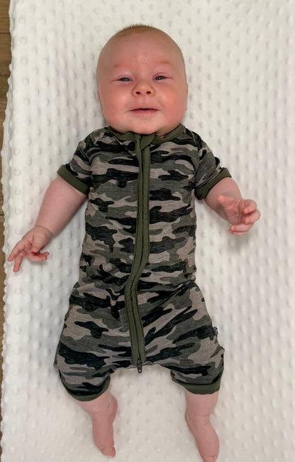 CAMO SHORTIE ZIP