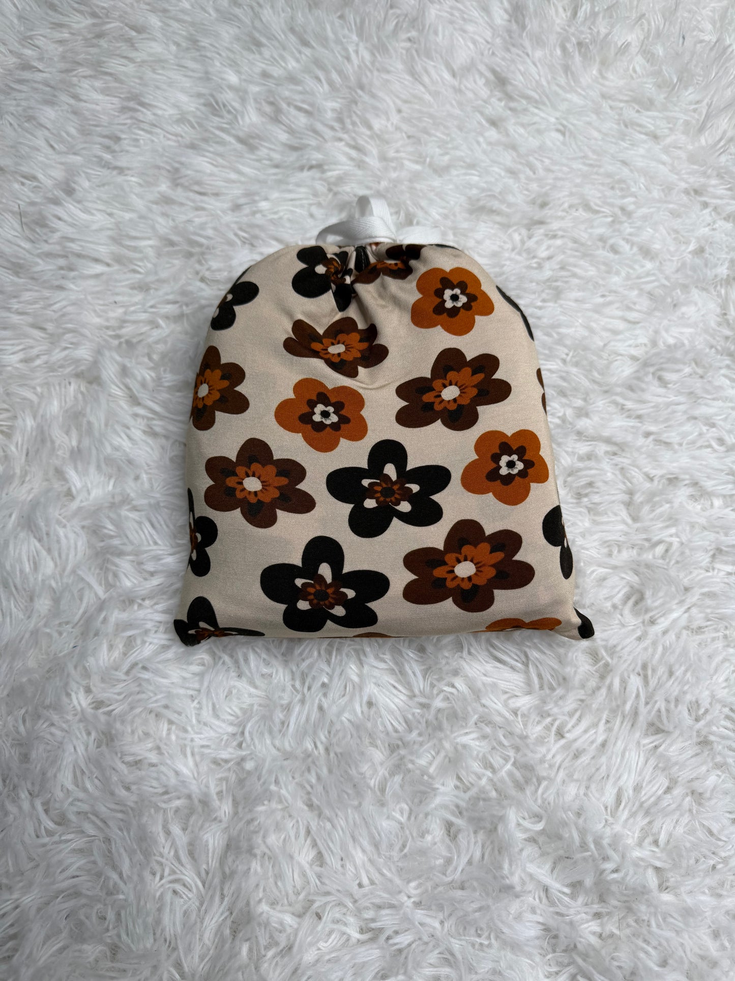 MOCHA BLOOMS CRIB SHEET