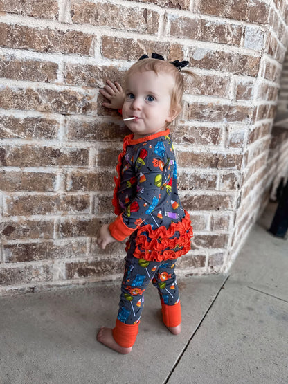 SWEET AND SPOOKY RUFFLE FOOTIE